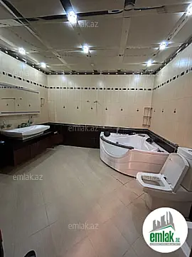 Satılır 4 otaqlı yeni tikili 220 m²