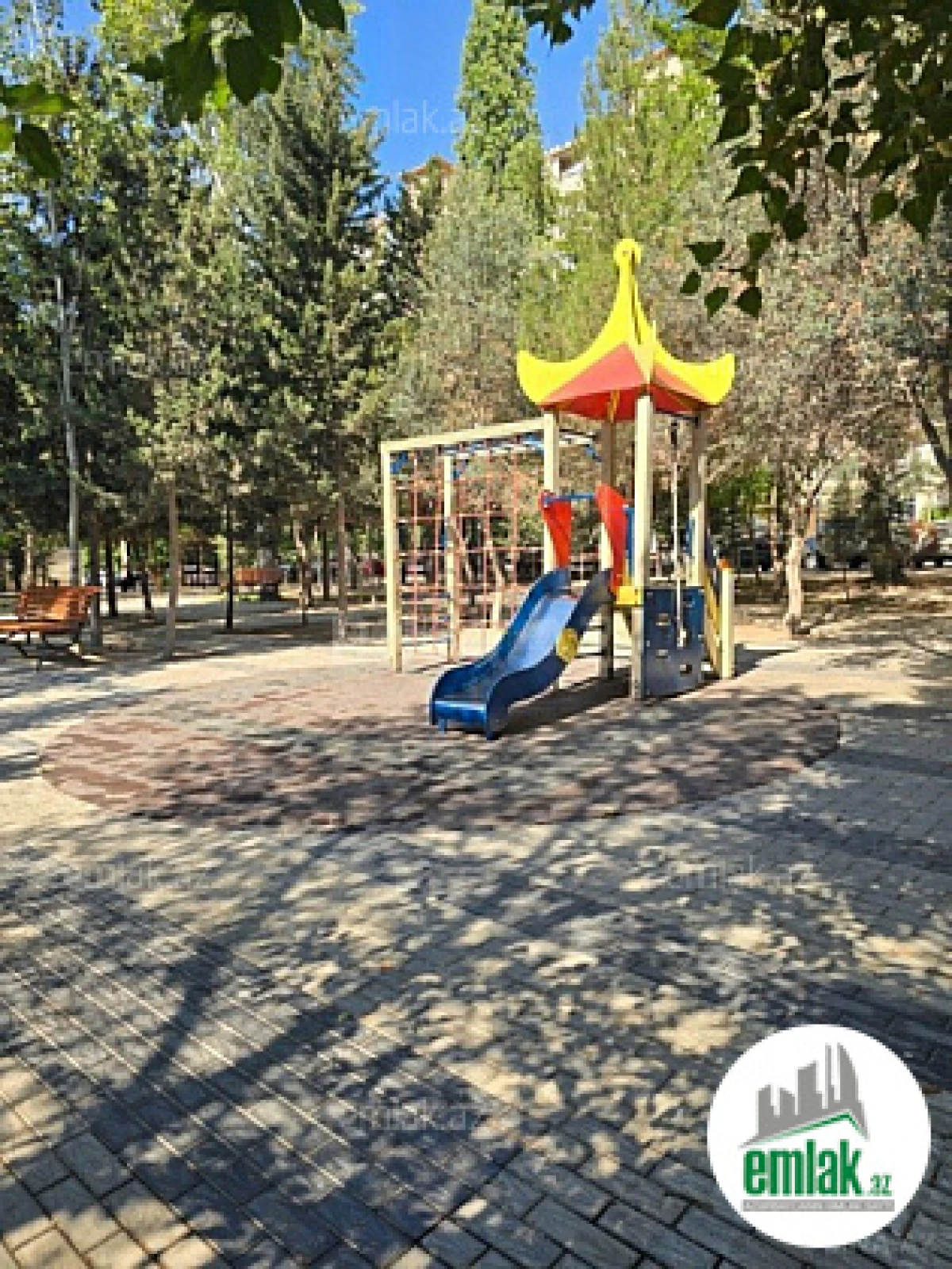 Satılır 2 otaqlı yeni tikili 65 m²