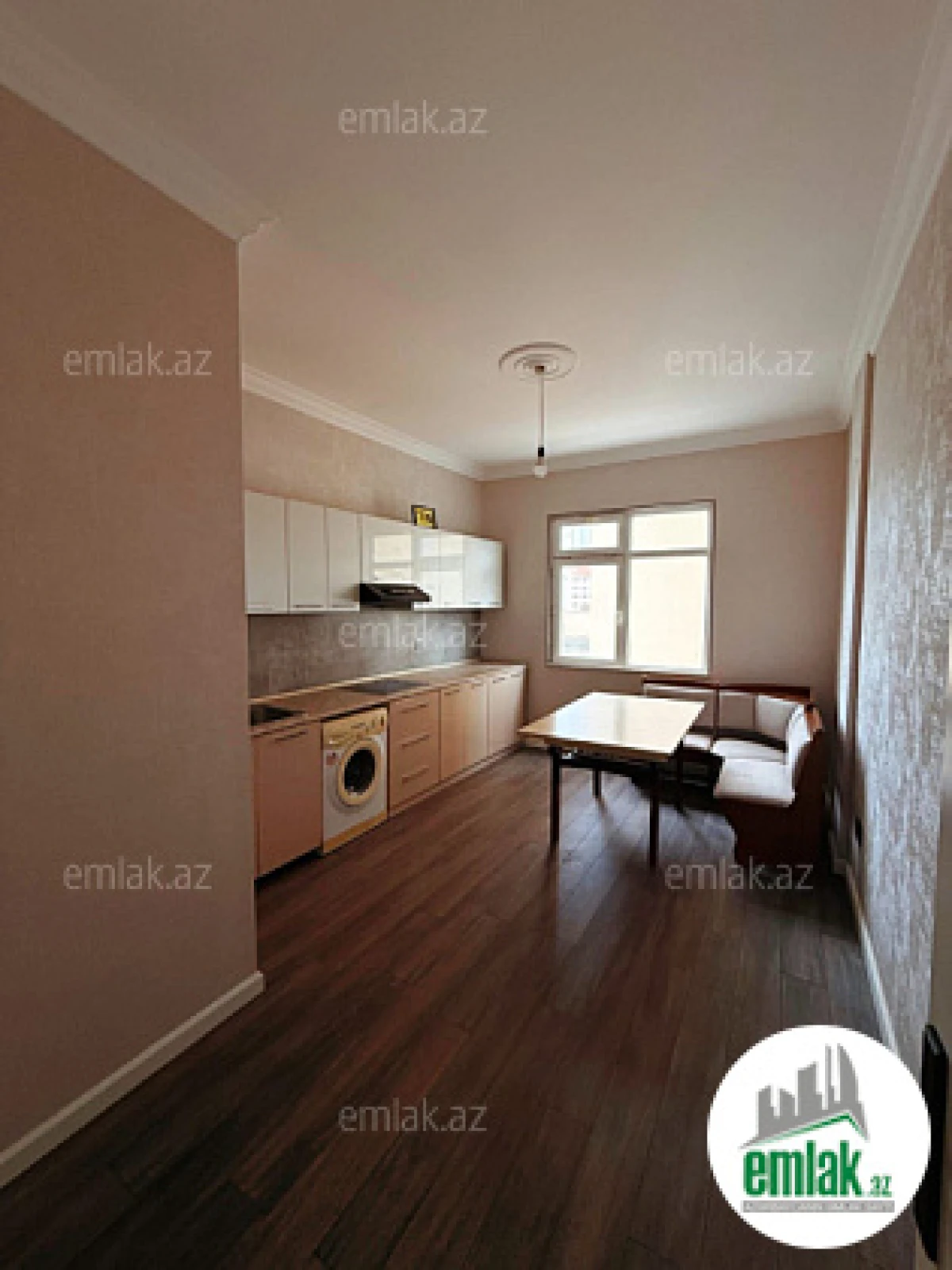 Satılır 3 otaqlı yeni tikili 110 m²