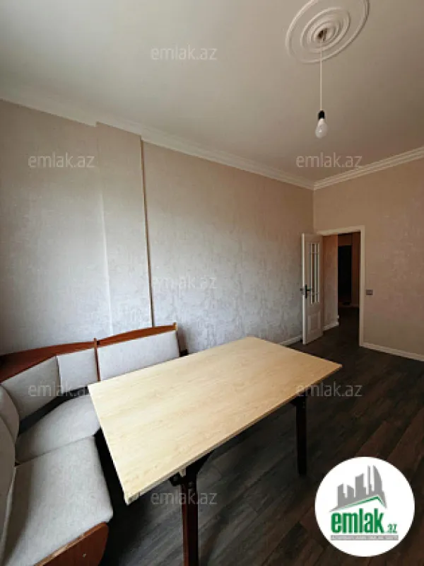 Satılır 3 otaqlı yeni tikili 110 m²