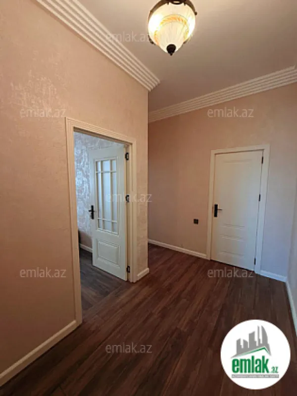 Satılır 3 otaqlı yeni tikili 110 m²