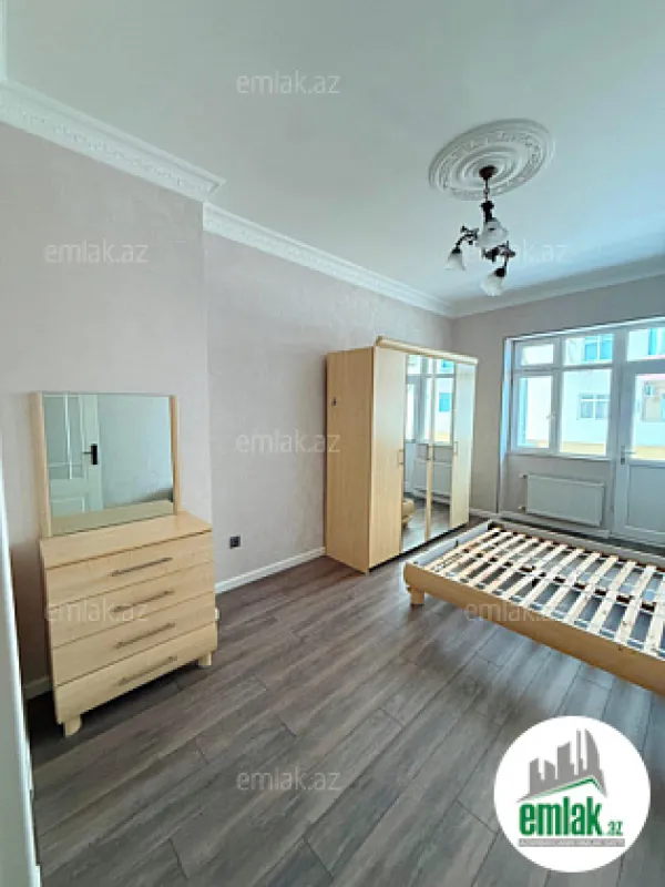 Satılır 3 otaqlı yeni tikili 110 m²
