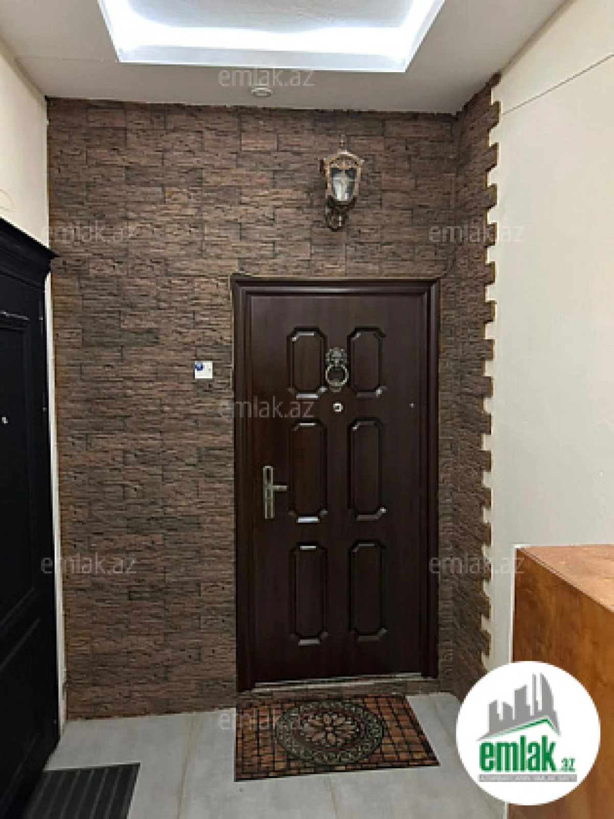 Satılır 2 otaqlı yeni tikili 96 m²