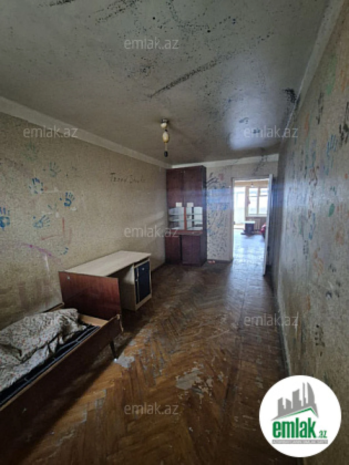 Satılır 2 otaqlı köhnə tikili 51 m²