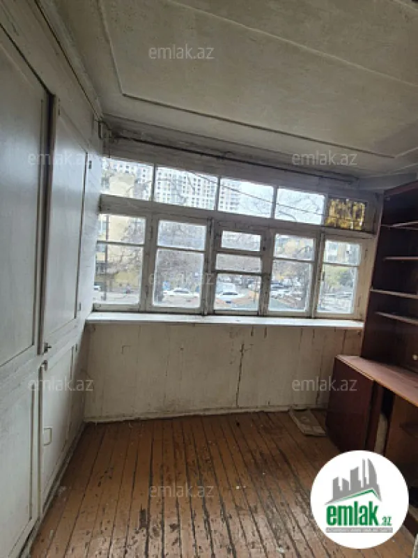 Satılır 2 otaqlı köhnə tikili 51 m²