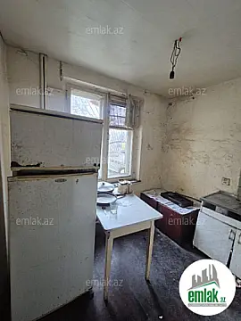 Satılır 2 otaqlı köhnə tikili 51 m²