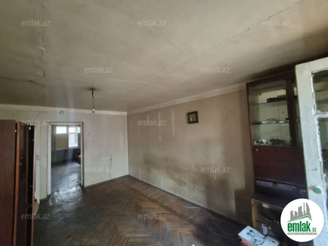 Satılır 2 otaqlı köhnə tikili 51 m²