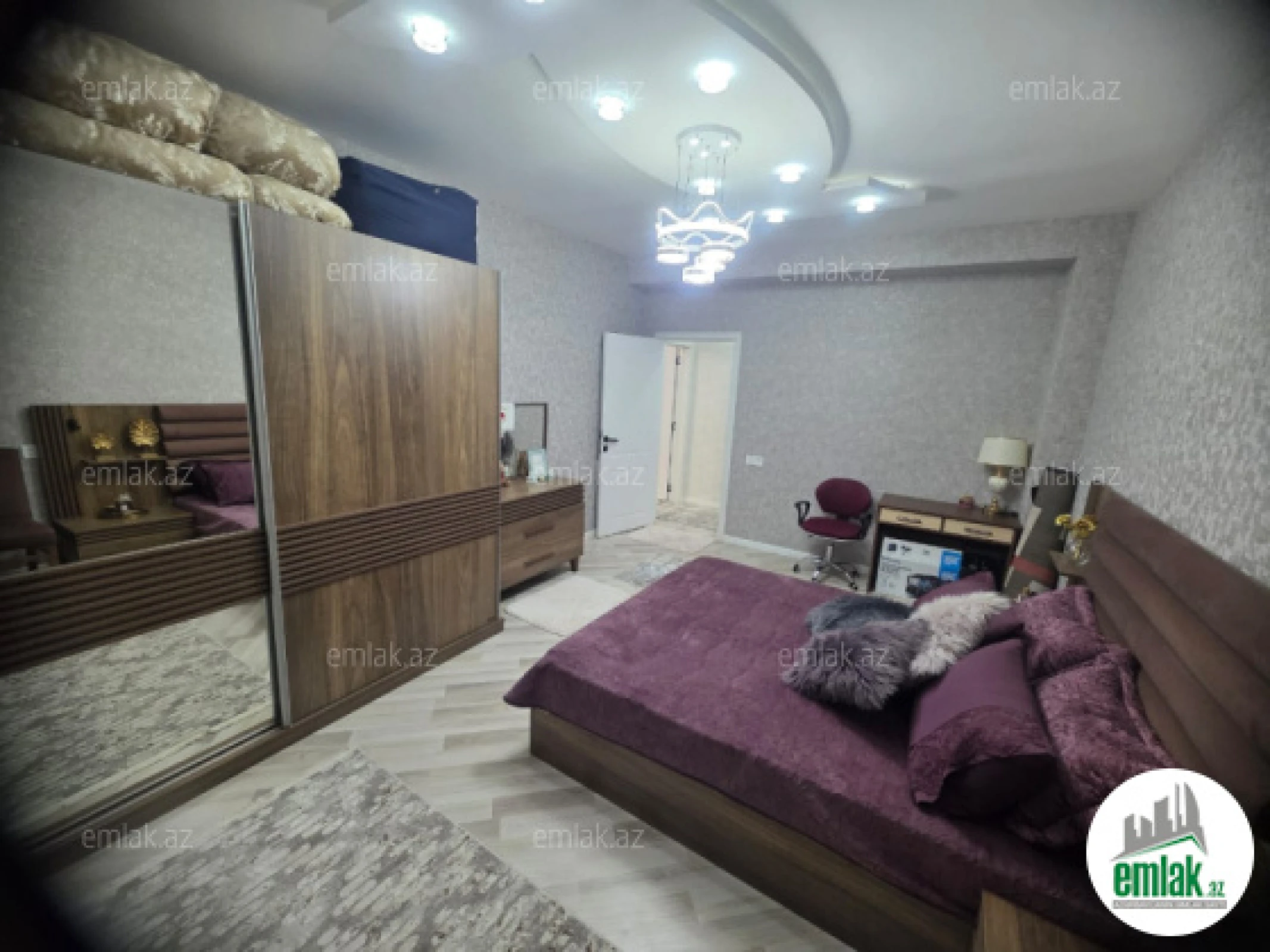 Satılır 3 otaqlı yeni tikili 80 m²