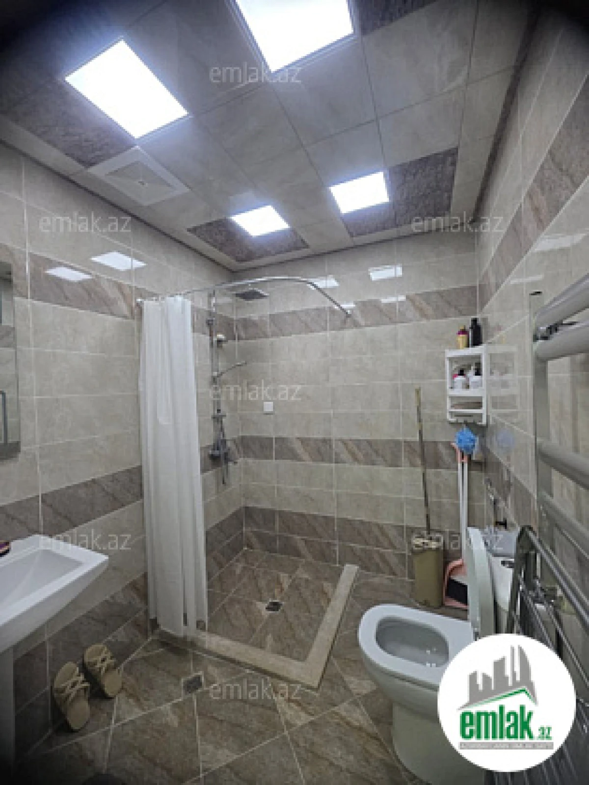 Satılır 3 otaqlı yeni tikili 80 m²