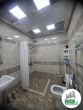 Satılır 3 otaqlı yeni tikili 80 m²