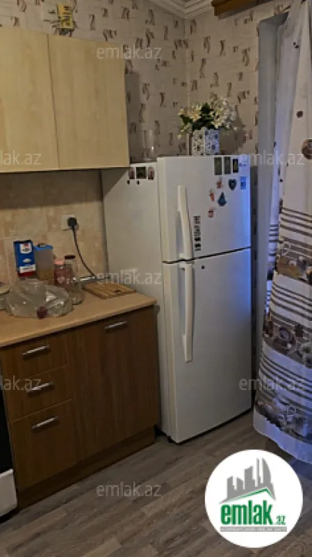 Satılır 2 otaqlı yeni tikili 80 m²