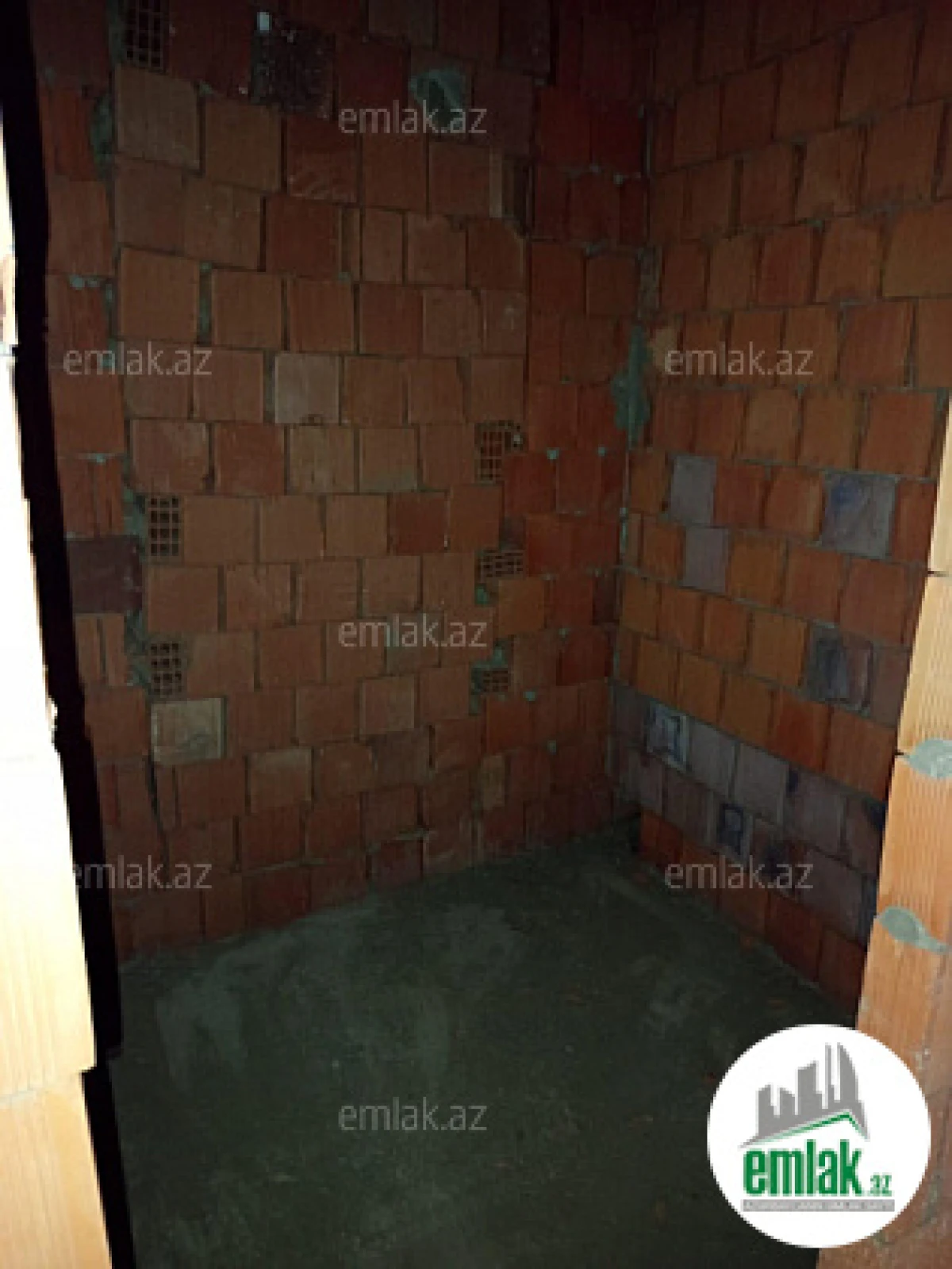 Satılır 2 otaqlı yeni tikili 90.5 m²