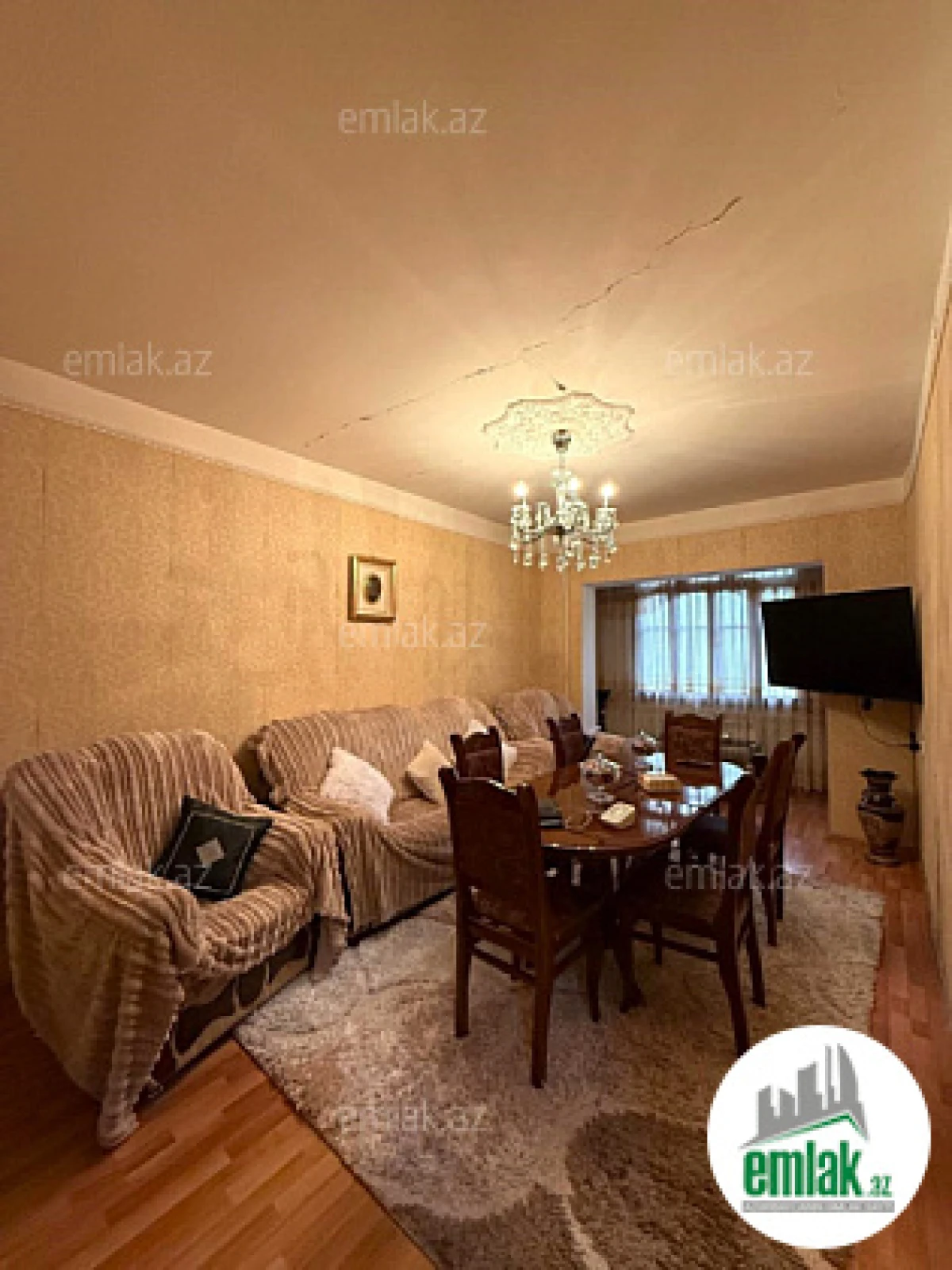 Satılır 5 otaqlı köhnə tikili 120 m²
