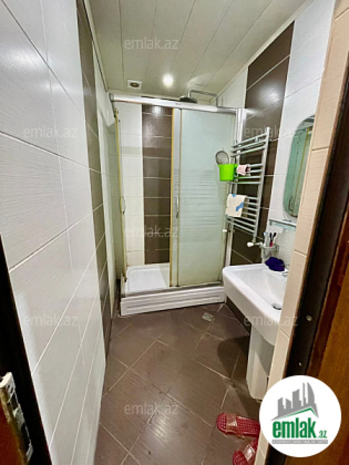 Satılır 3 otaqlı köhnə tikili 90 m²