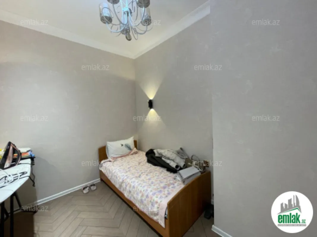 Satılır 3 otaqlı yeni tikili 80 m²