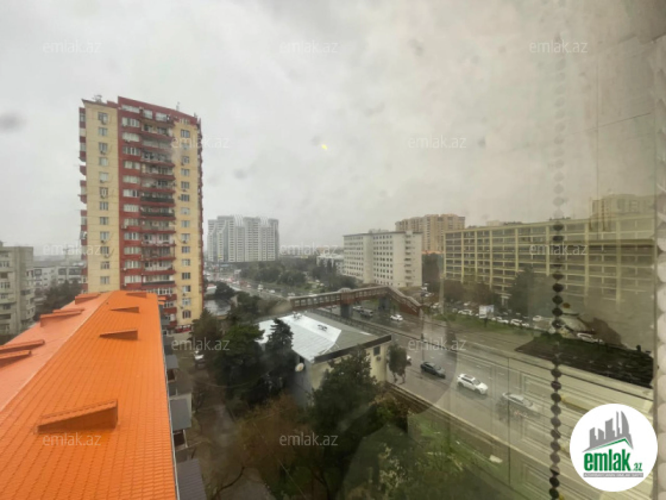 Satılır 3 otaqlı yeni tikili 80 m²