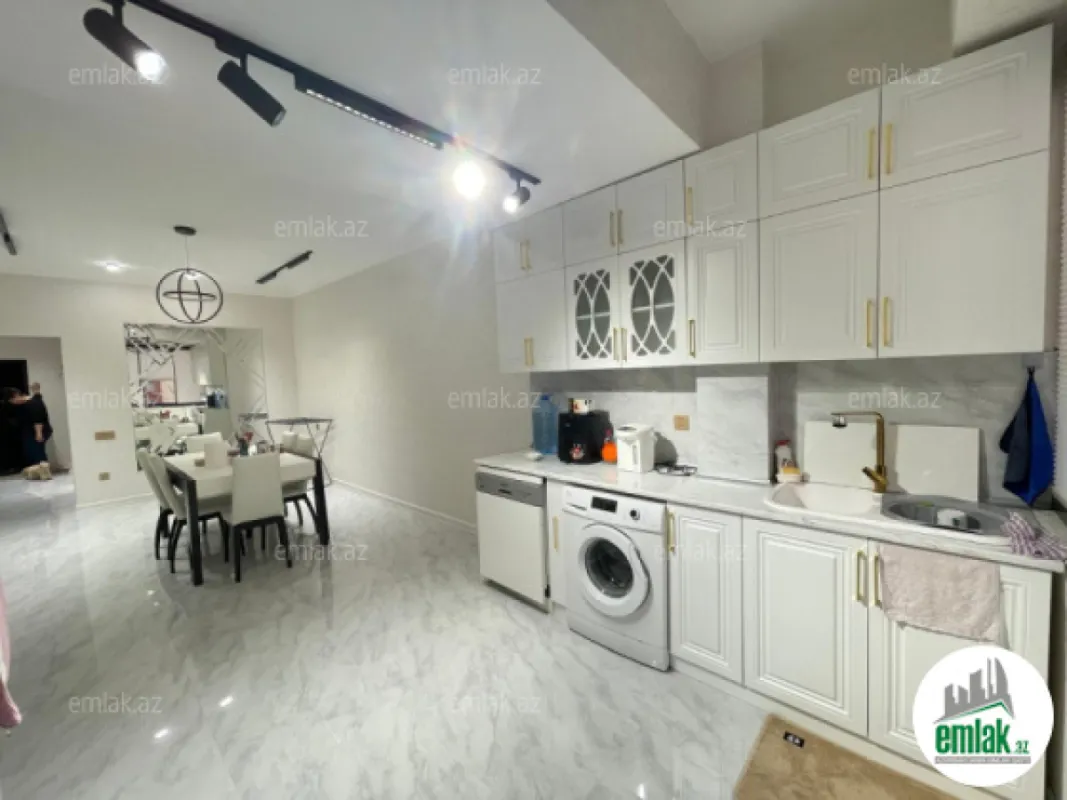 Satılır 3 otaqlı yeni tikili 80 m²