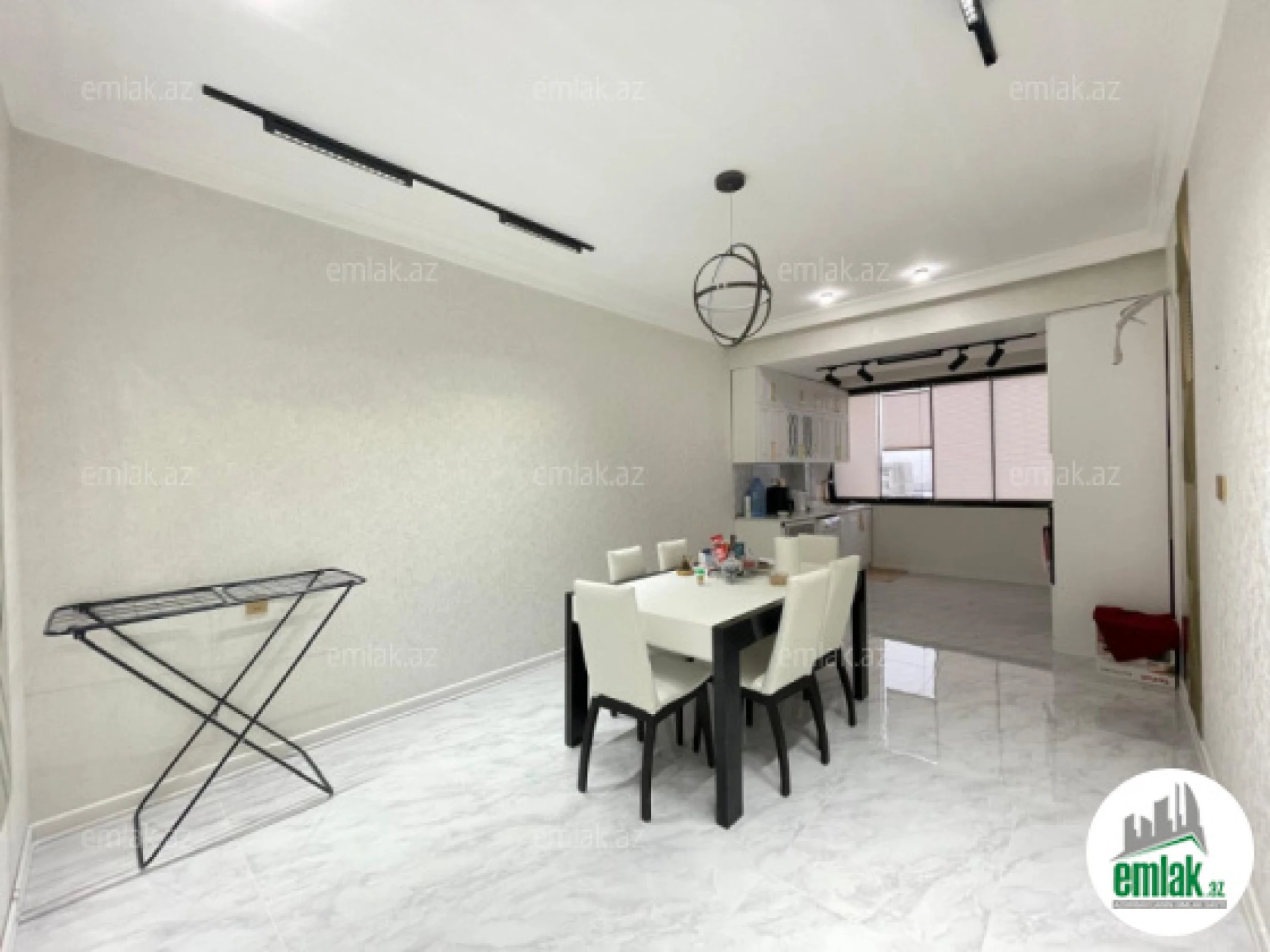 Satılır 3 otaqlı yeni tikili 80 m²