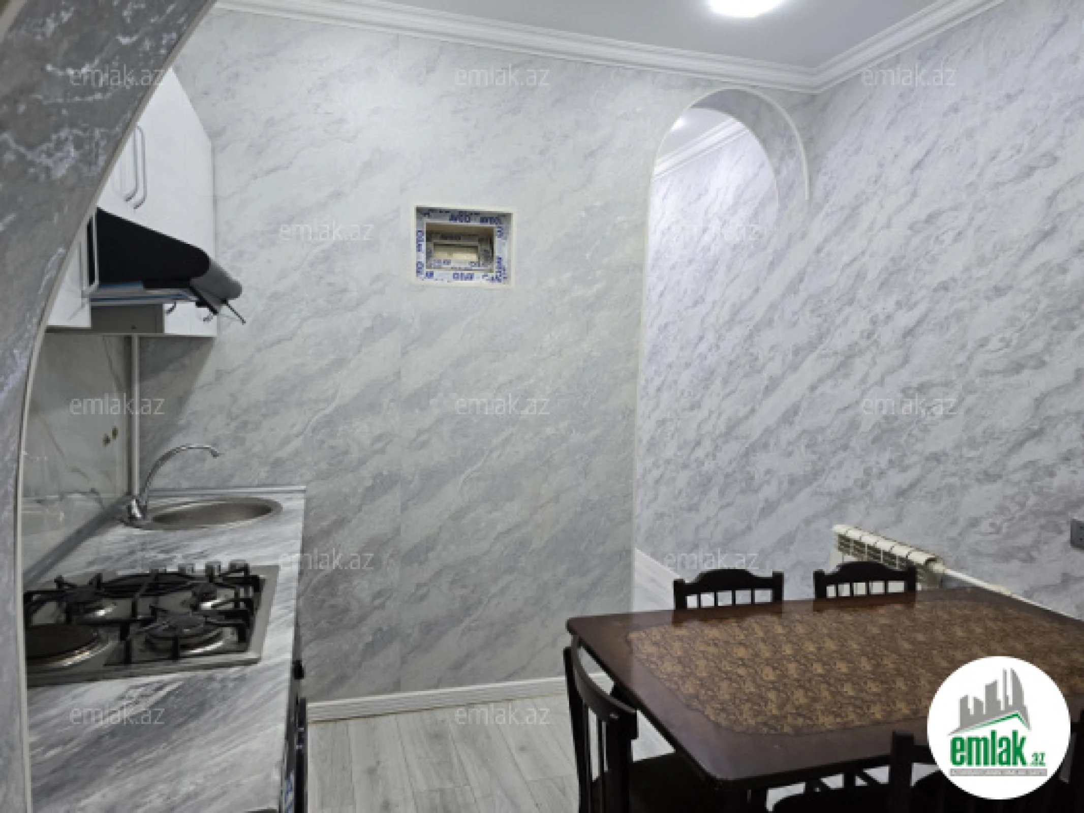Satılır 3 otaqlı köhnə tikili 65 m²