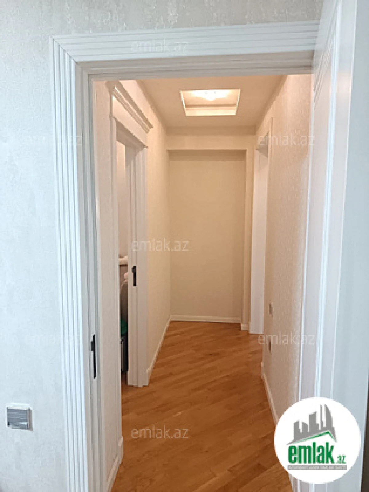 Satılır 3 otaqlı yeni tikili 100 m²