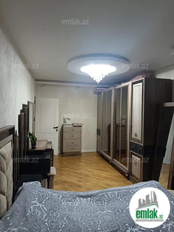 Satılır 3 otaqlı yeni tikili 100 m²