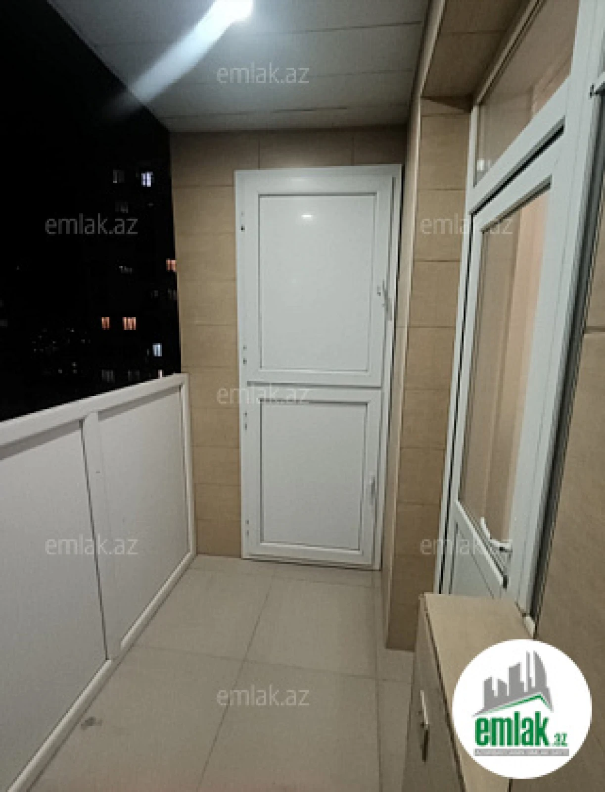 Satılır 3 otaqlı yeni tikili 100 m²