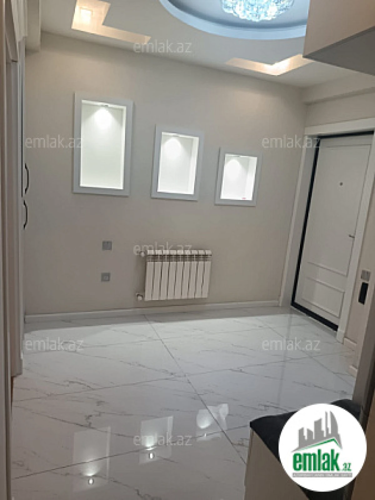 Satılır 3 otaqlı yeni tikili 100 m²