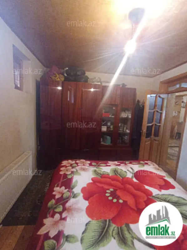 Satılır 6 otaqlı həyət evi 192 m²