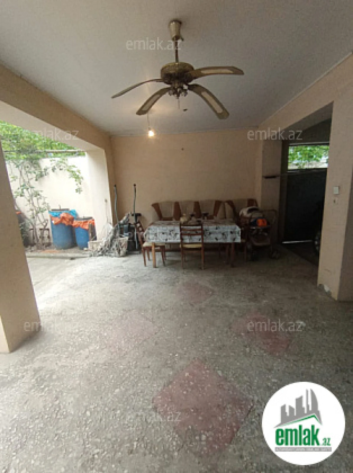 Satılır 6 otaqlı həyət evi 192 m²