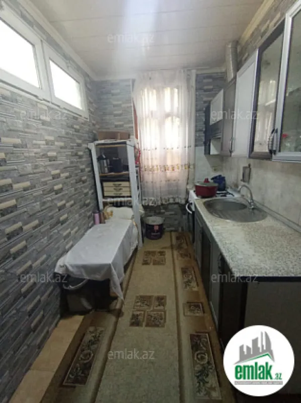 Satılır 6 otaqlı həyət evi 192 m²