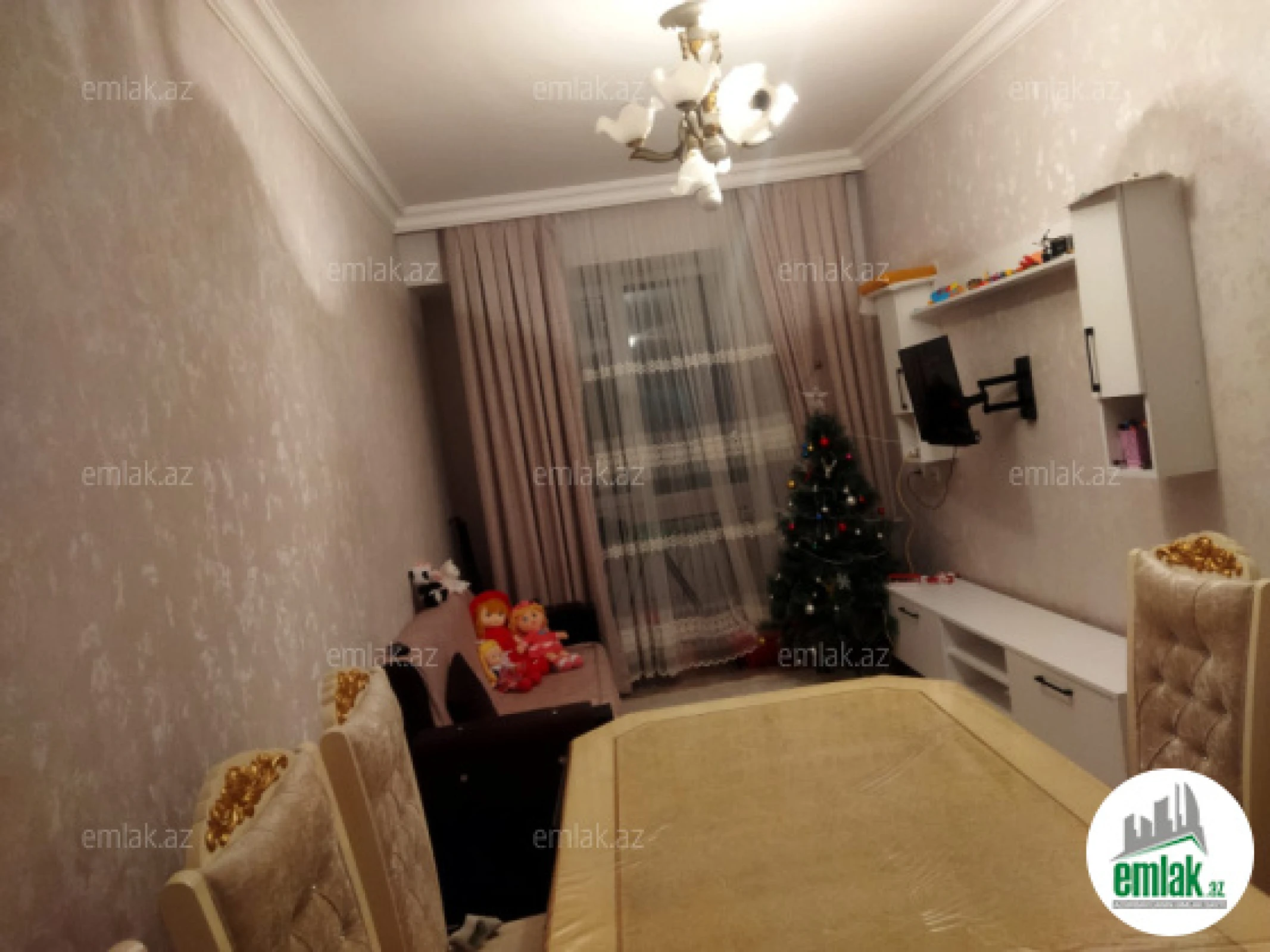 Satılır 3 otaqlı köhnə tikili 70 m²