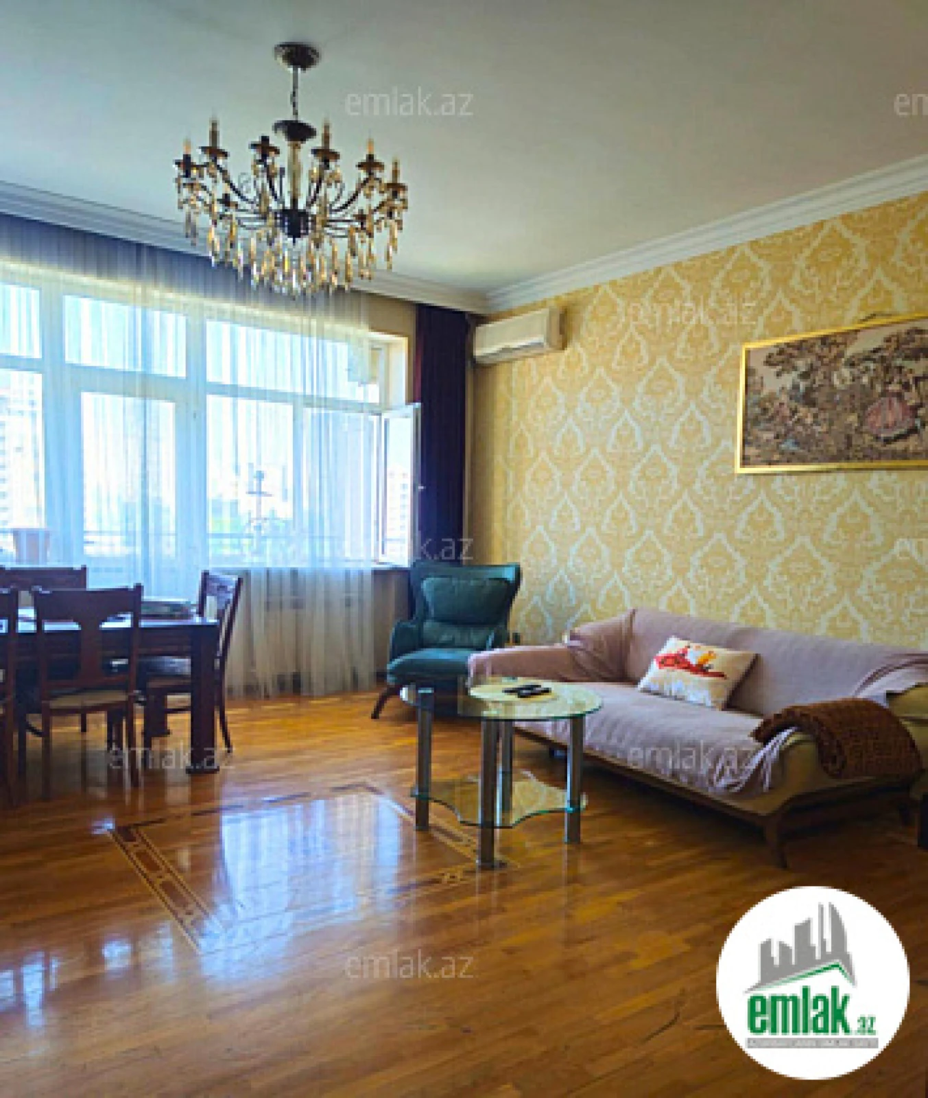 Satılır 3 otaqlı yeni tikili 150.5 m²