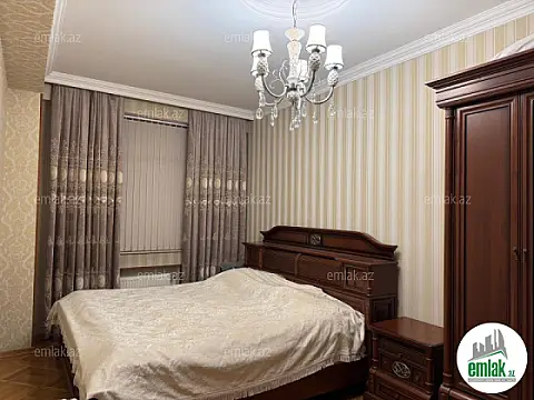 Satılır 2 otaqlı yeni tikili 90 m²