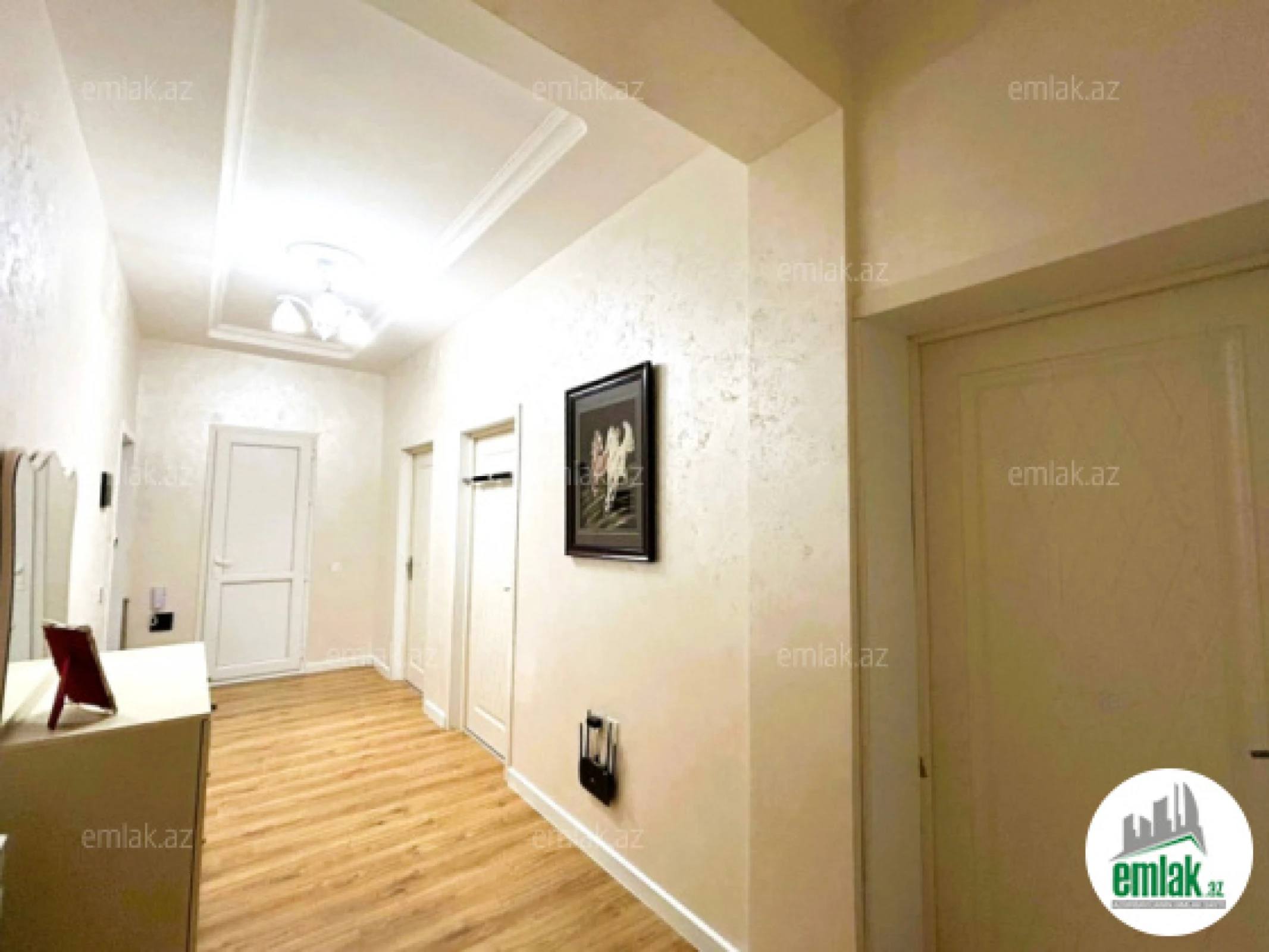 Satılır 2 otaqlı yeni tikili 90 m²