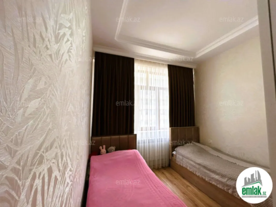 Satılır 2 otaqlı yeni tikili 90 m²