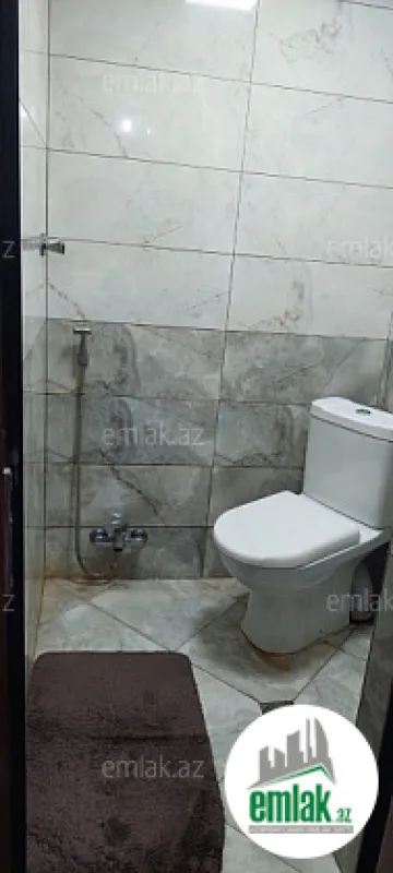 Satılır 3 otaqlı köhnə tikili 70 m²