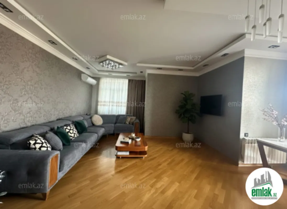 Satılır 3 otaqlı yeni tikili 120 m²