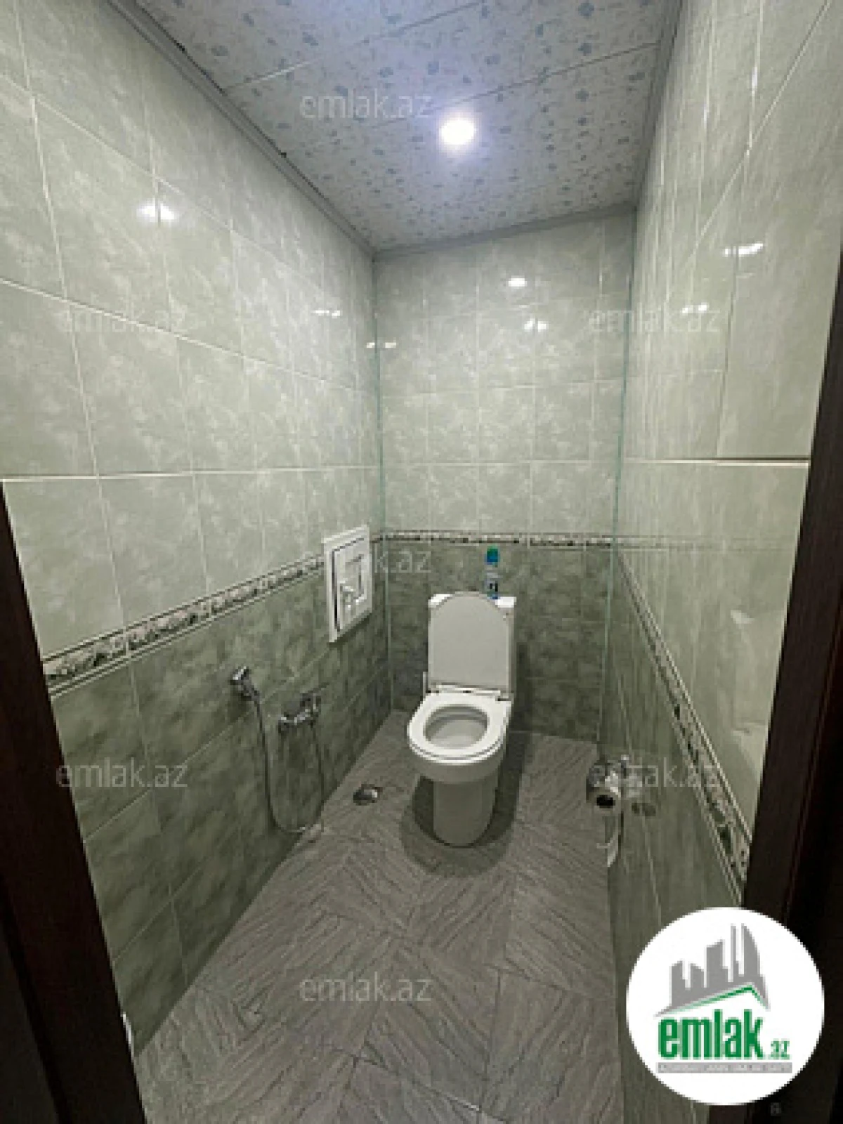 Satılır 2 otaqlı yeni tikili 100 m²