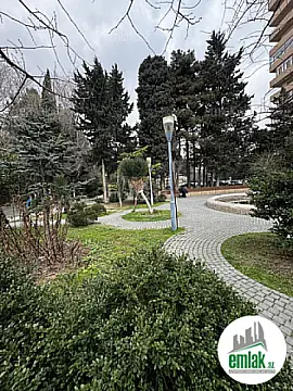 Satılır 3 otaqlı köhnə tikili 90 m²