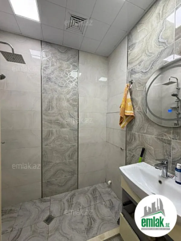 Satılır 2 otaqlı yeni tikili 75 m²