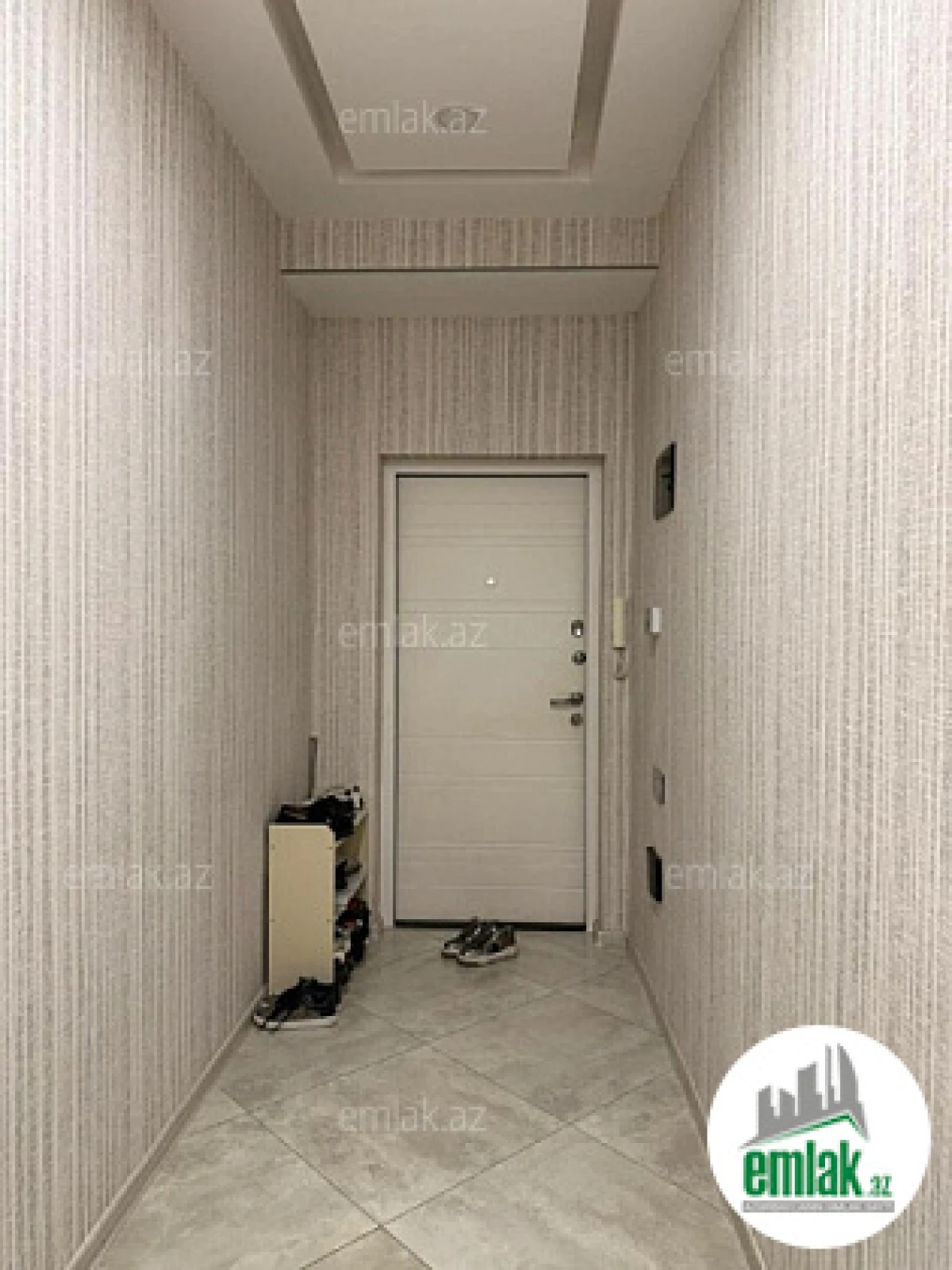 Satılır 2 otaqlı yeni tikili 75 m²