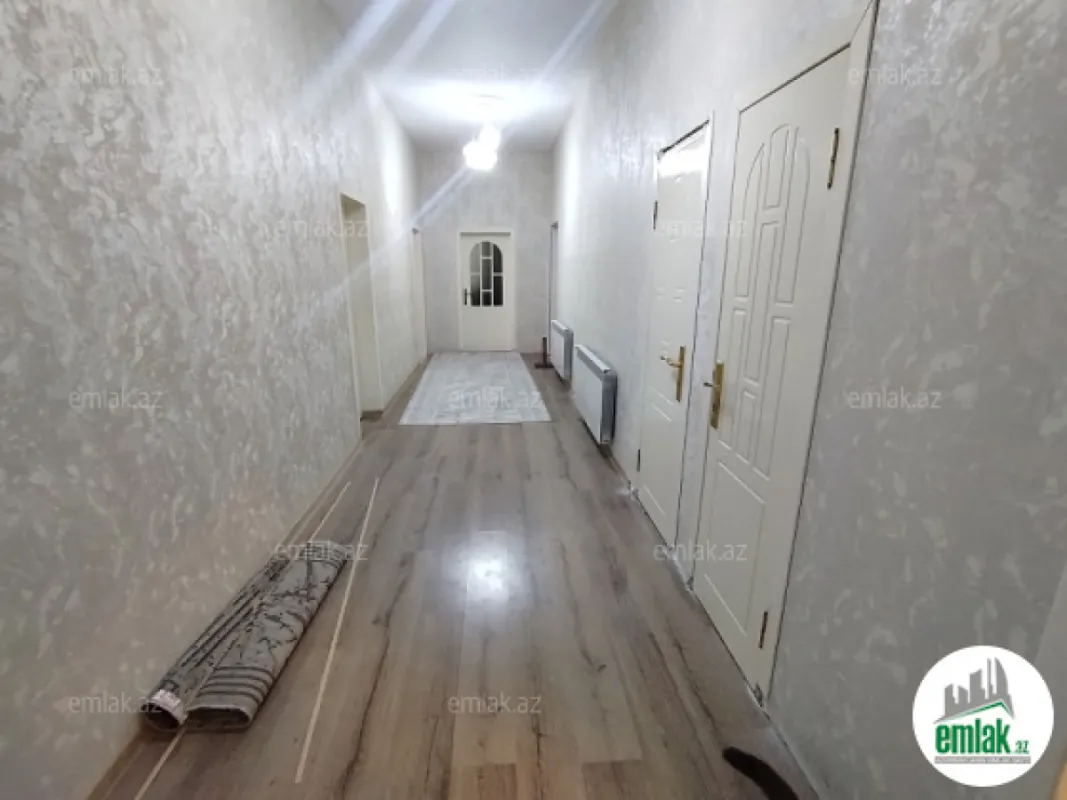 Satılır 5 otaqlı həyət evi 155 m²
