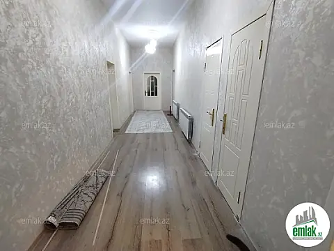 Satılır 5 otaqlı həyət evi 155 m²