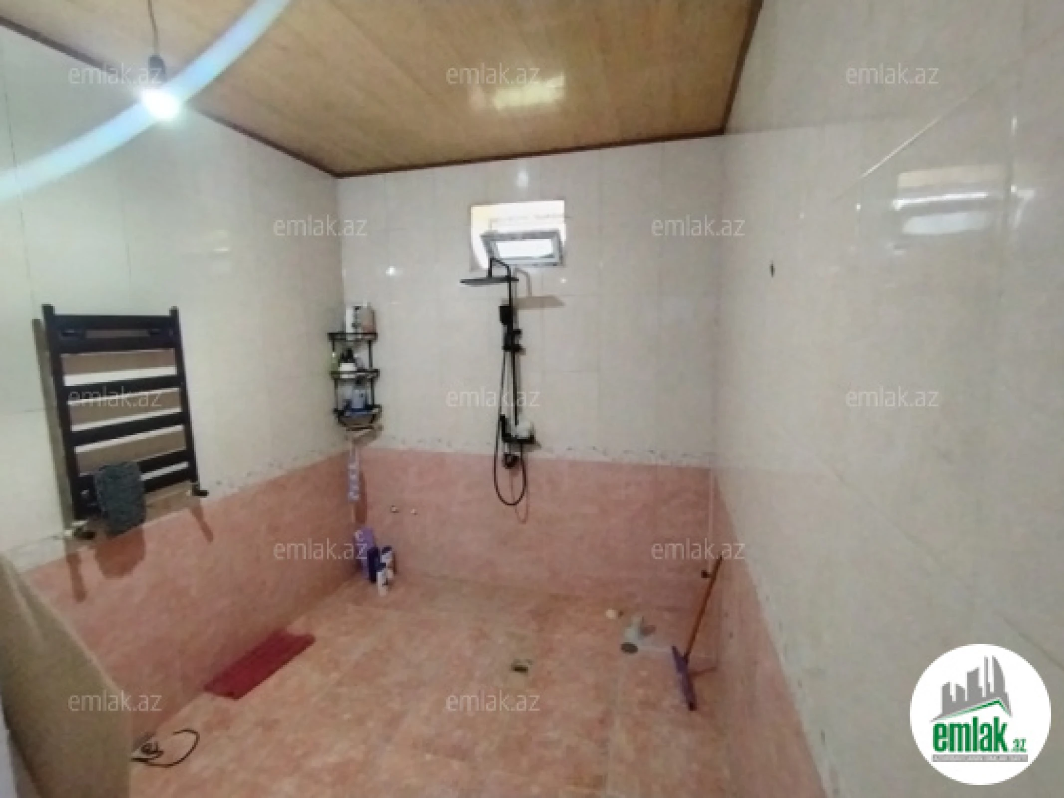 Satılır 5 otaqlı həyət evi 155 m²