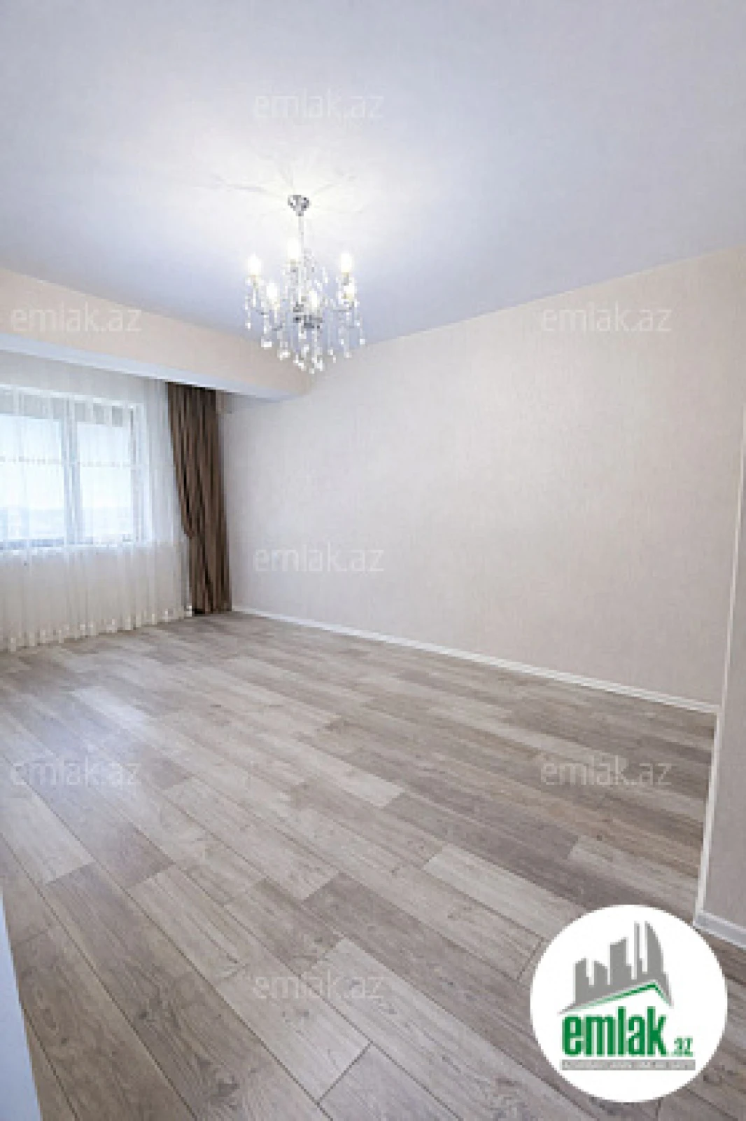 Satılır 2 otaqlı yeni tikili 60 m²