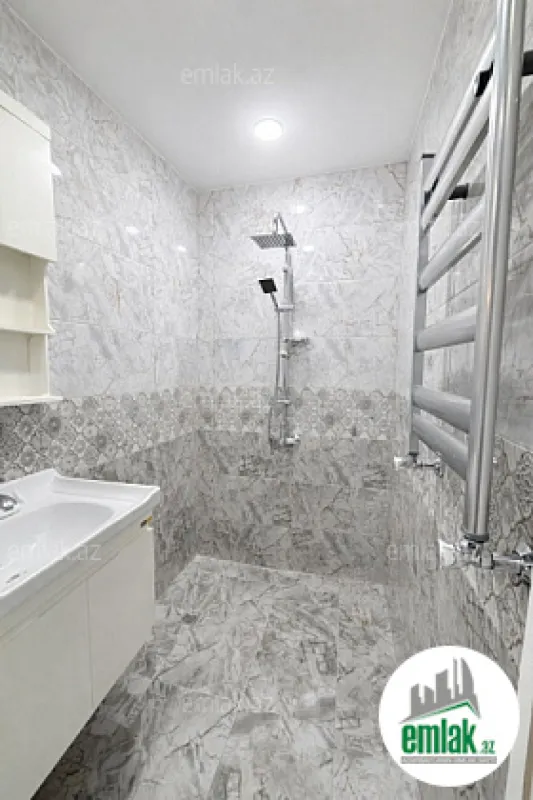 Satılır 2 otaqlı yeni tikili 60 m²