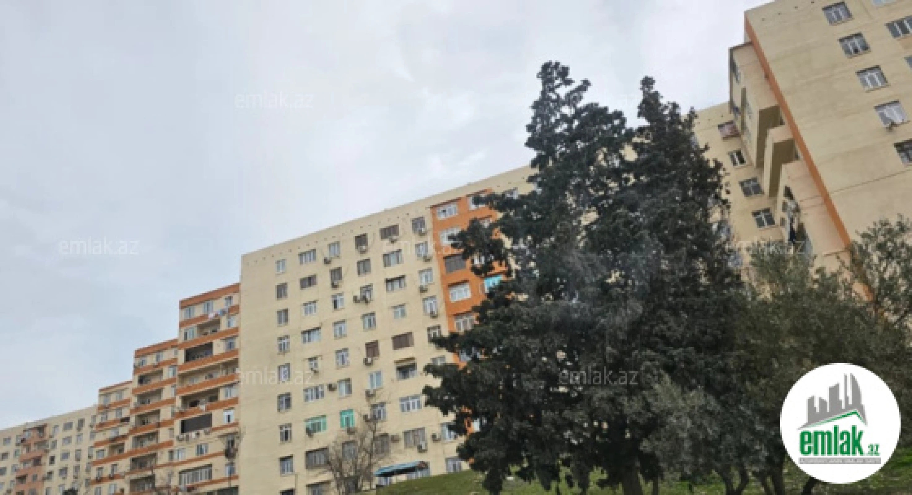 Satılır 3 otaqlı köhnə tikili 55 m²