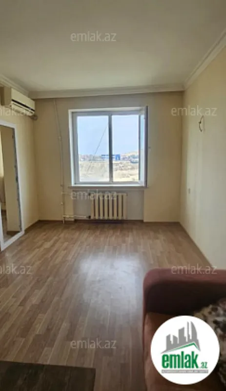Satılır 3 otaqlı köhnə tikili 55 m²