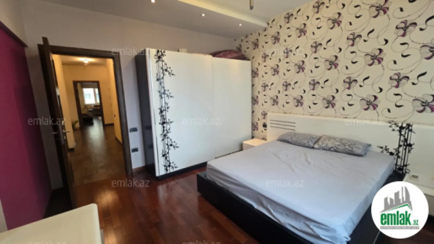 Satılır 3 otaqlı yeni tikili 157 m²