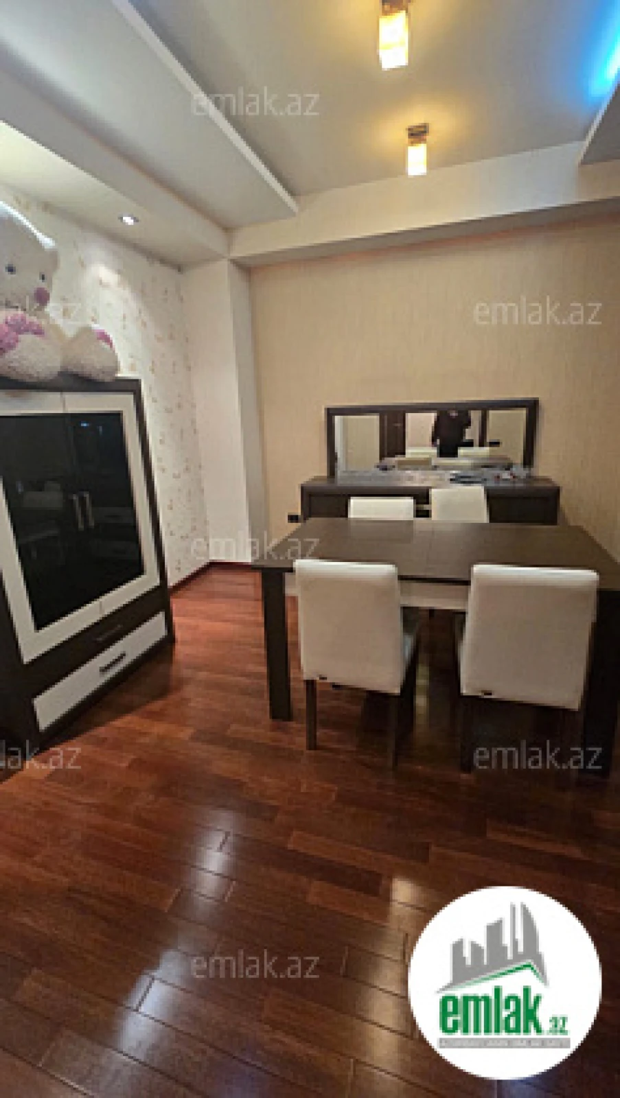 Satılır 3 otaqlı yeni tikili 157 m²